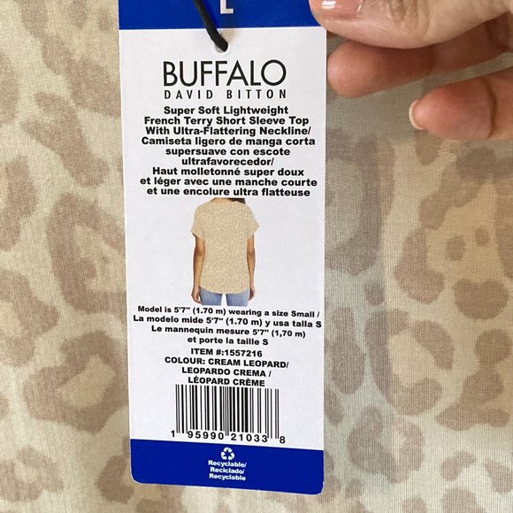 BNWT Buffalo Women's Soft Animal Print T Shirt Top Size Large - Picture 8 of 10